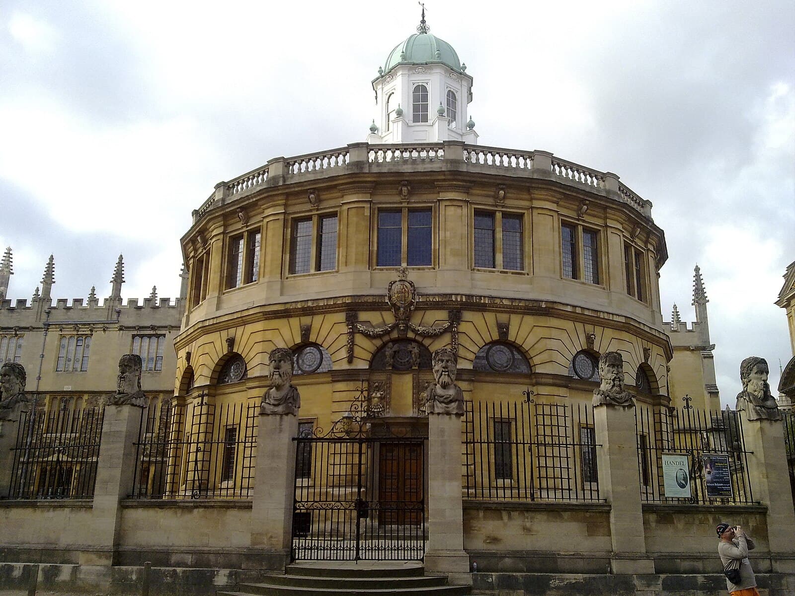 The Sheldonian Theatre: A Timeless Gem of Oxford’s Academic Splendor